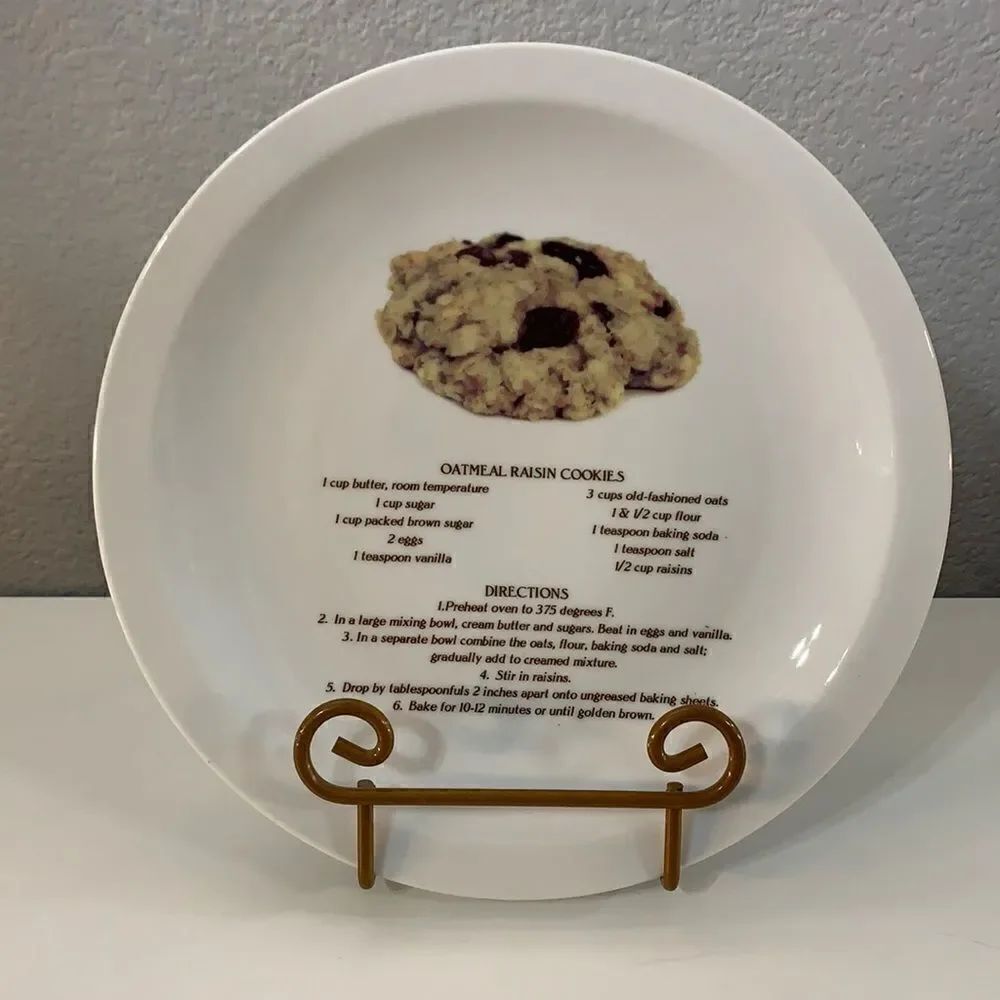 Oatmeal Raisin Cookies Recipe White Decorator Collector Plate 101/2 Inch Round
